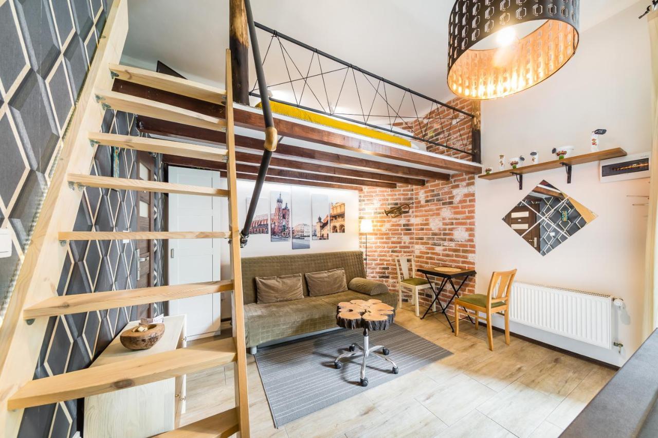Studio Z Ogrodem Przy Starej Zajezdni Krakow Exterior photo