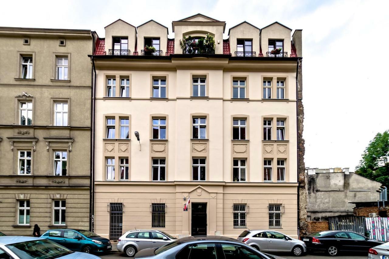 Studio Z Ogrodem Przy Starej Zajezdni Krakow Exterior photo