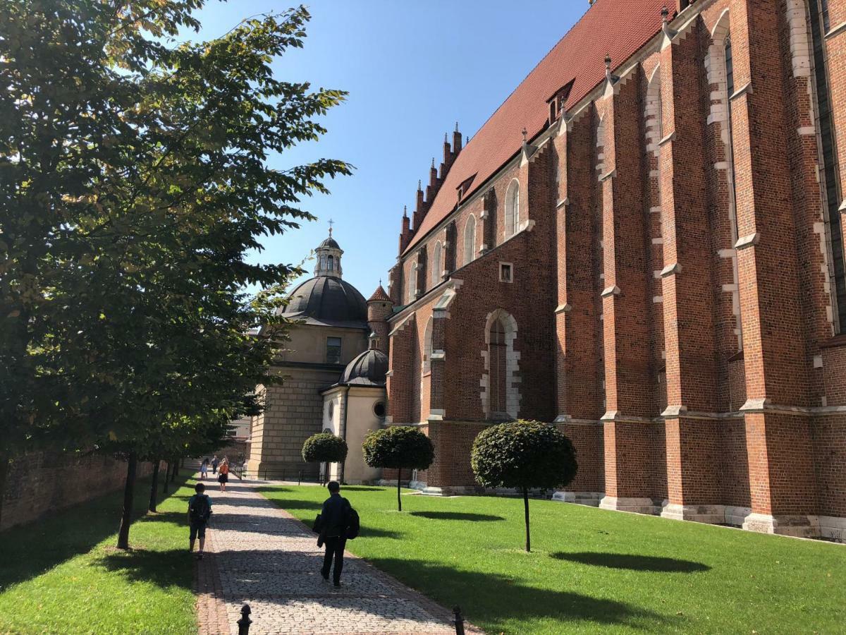 Studio Z Ogrodem Przy Starej Zajezdni Krakow Exterior photo